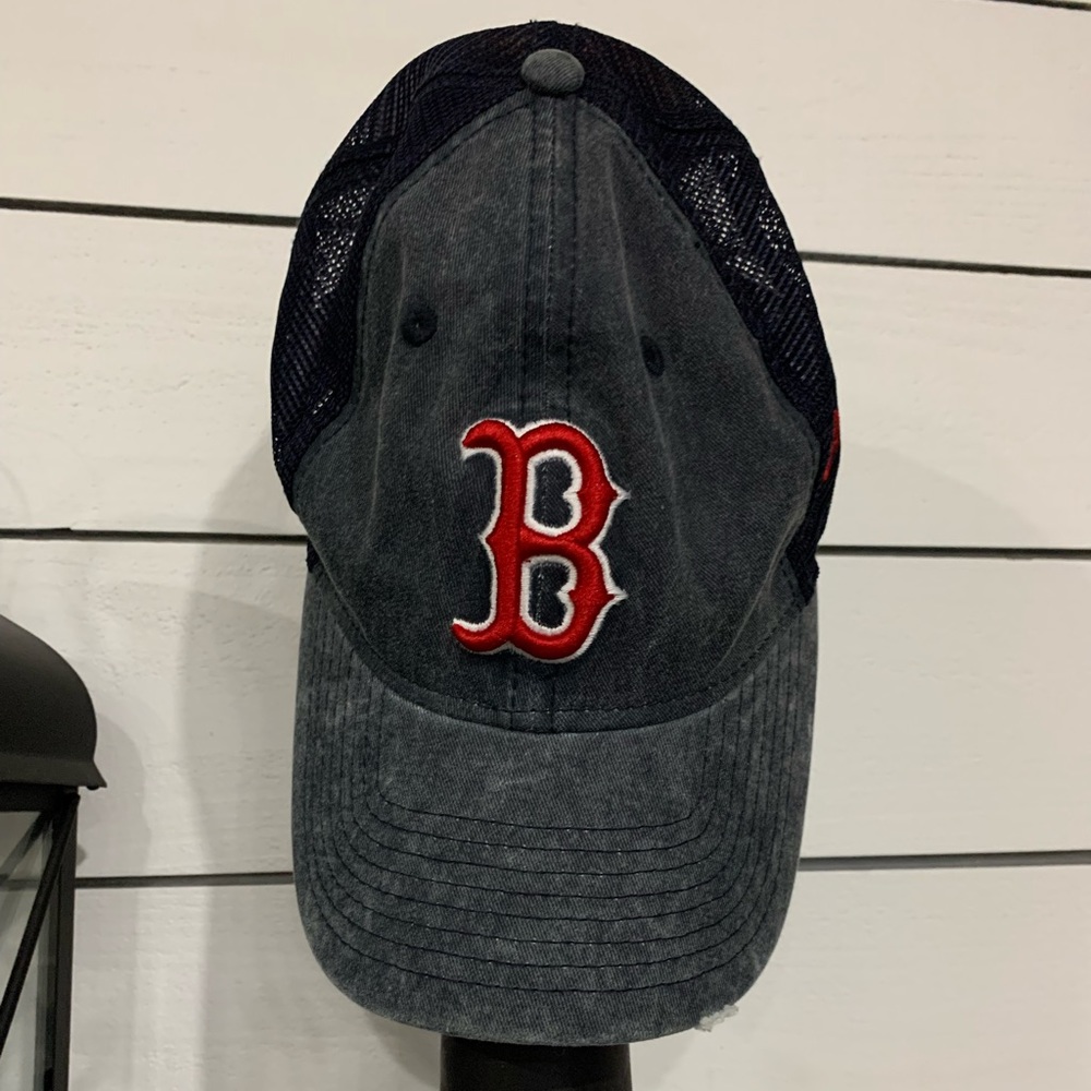 Vintage New Era 9twenty Boston Red Sox trucker cap adjustable fit